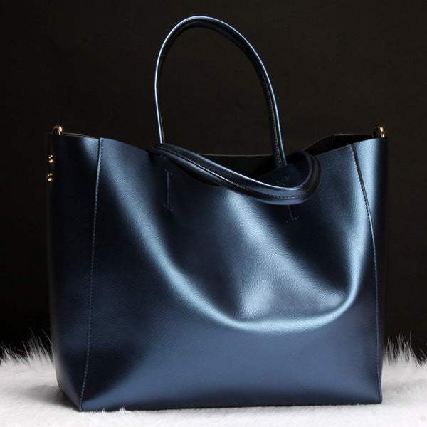 Metallic Cowhide Shoulder Bag, 34 × 31cm